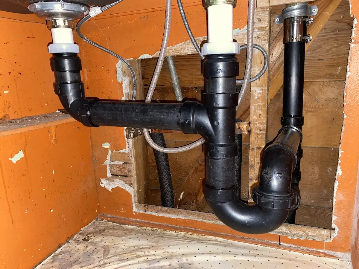 Professional Pipe Bursting equipment and tools on the job in Dickinson